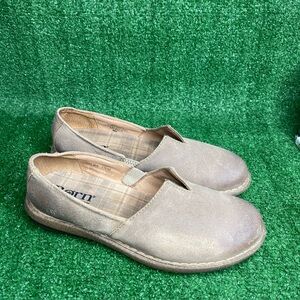 Born SZ 11 M US Earth Women's Tan Slip-On casual durable Shoes